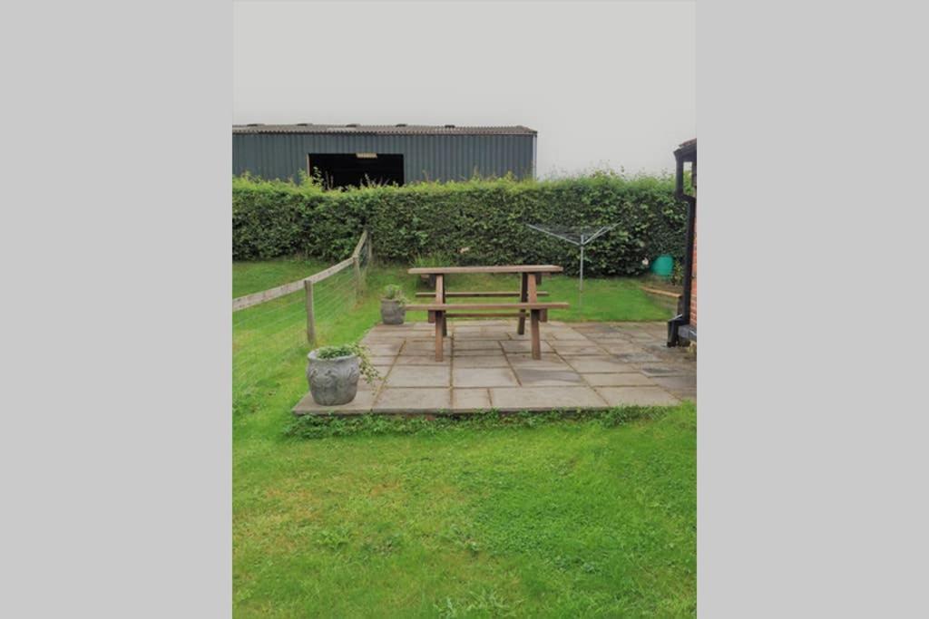 The Old Cowshed Annexe Apartment Taunton Exterior foto